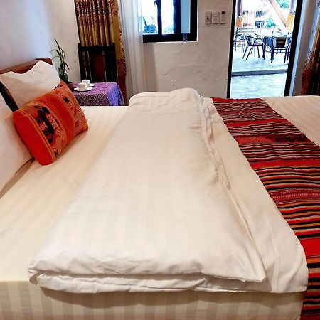 Nha Tan - Mai Chau Homestay And Tours Exterior photo