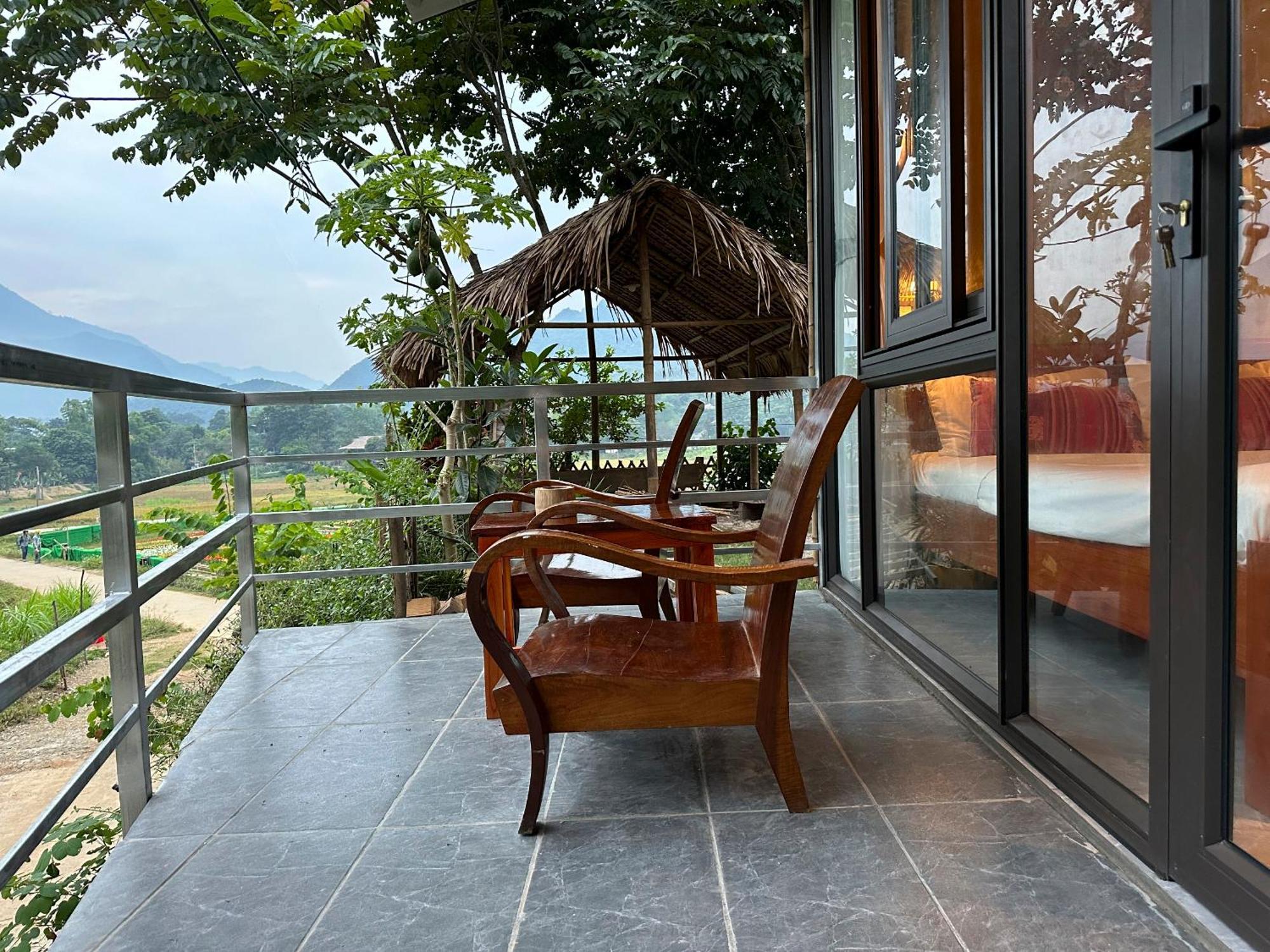Nha Tan - Mai Chau Homestay And Tours Exterior photo