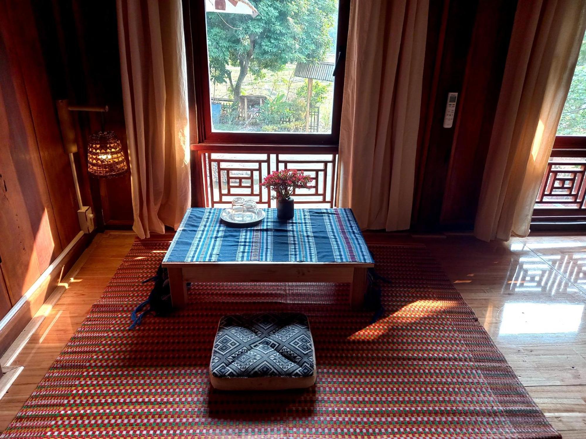 Nha Tan - Mai Chau Homestay And Tours Exterior photo